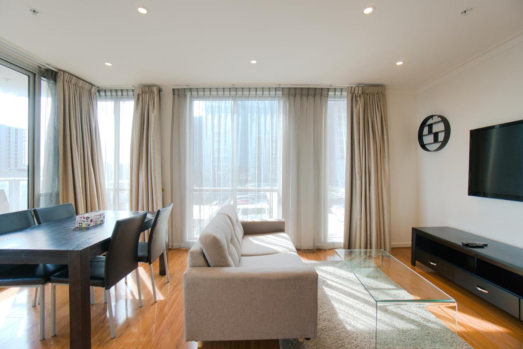 Amyra Residences At The Rowlands Apartments アデレード エクステリア 写真