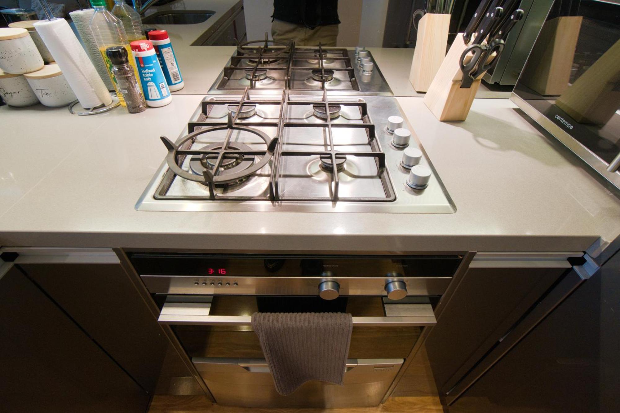 Amyra Residences At The Rowlands Apartments アデレード エクステリア 写真