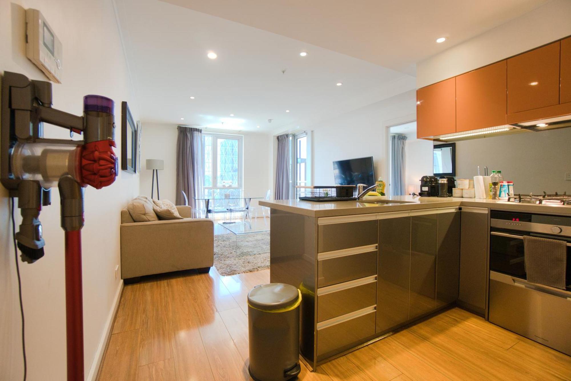 Amyra Residences At The Rowlands Apartments アデレード エクステリア 写真
