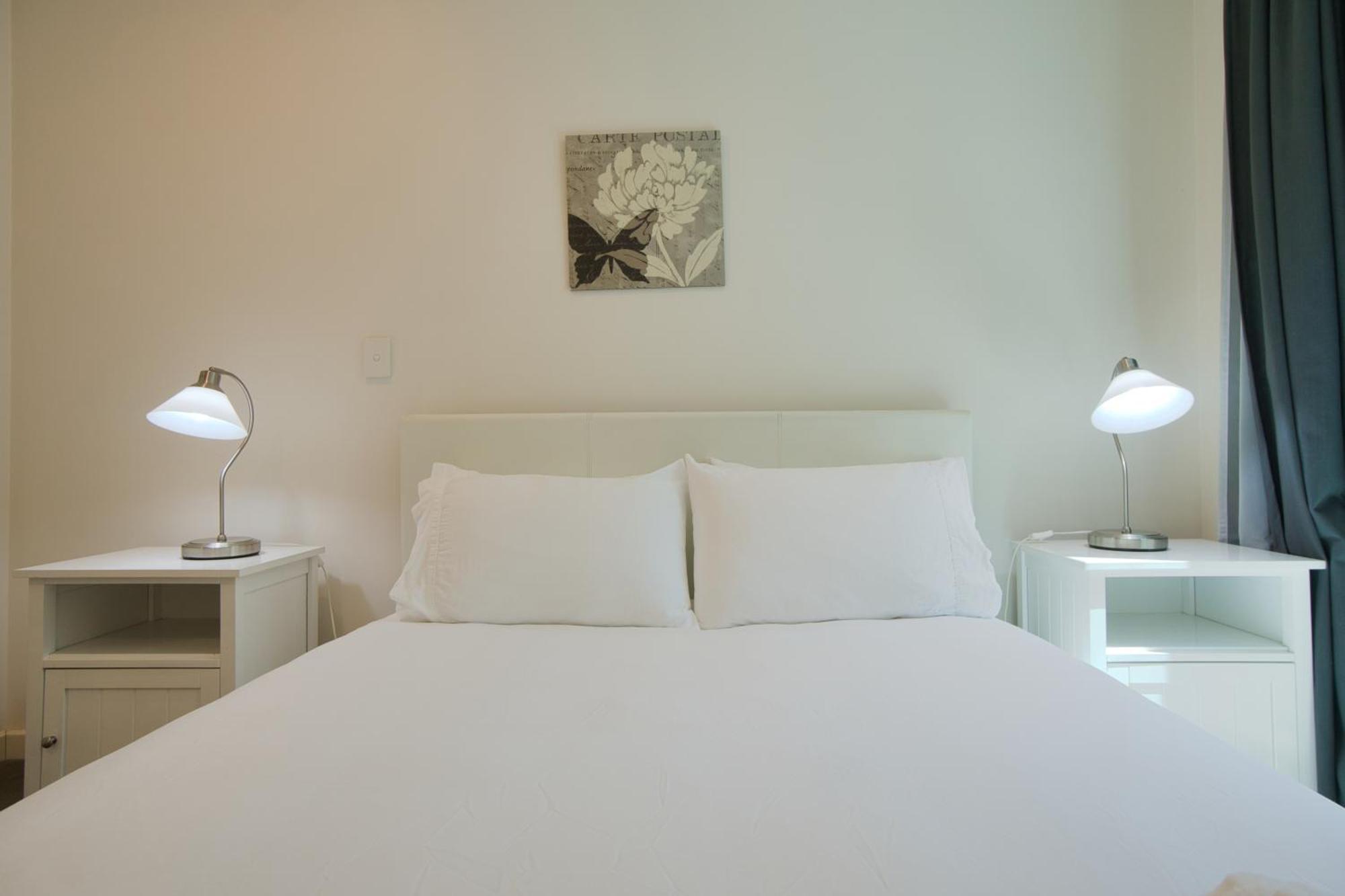 Amyra Residences At The Rowlands Apartments アデレード エクステリア 写真
